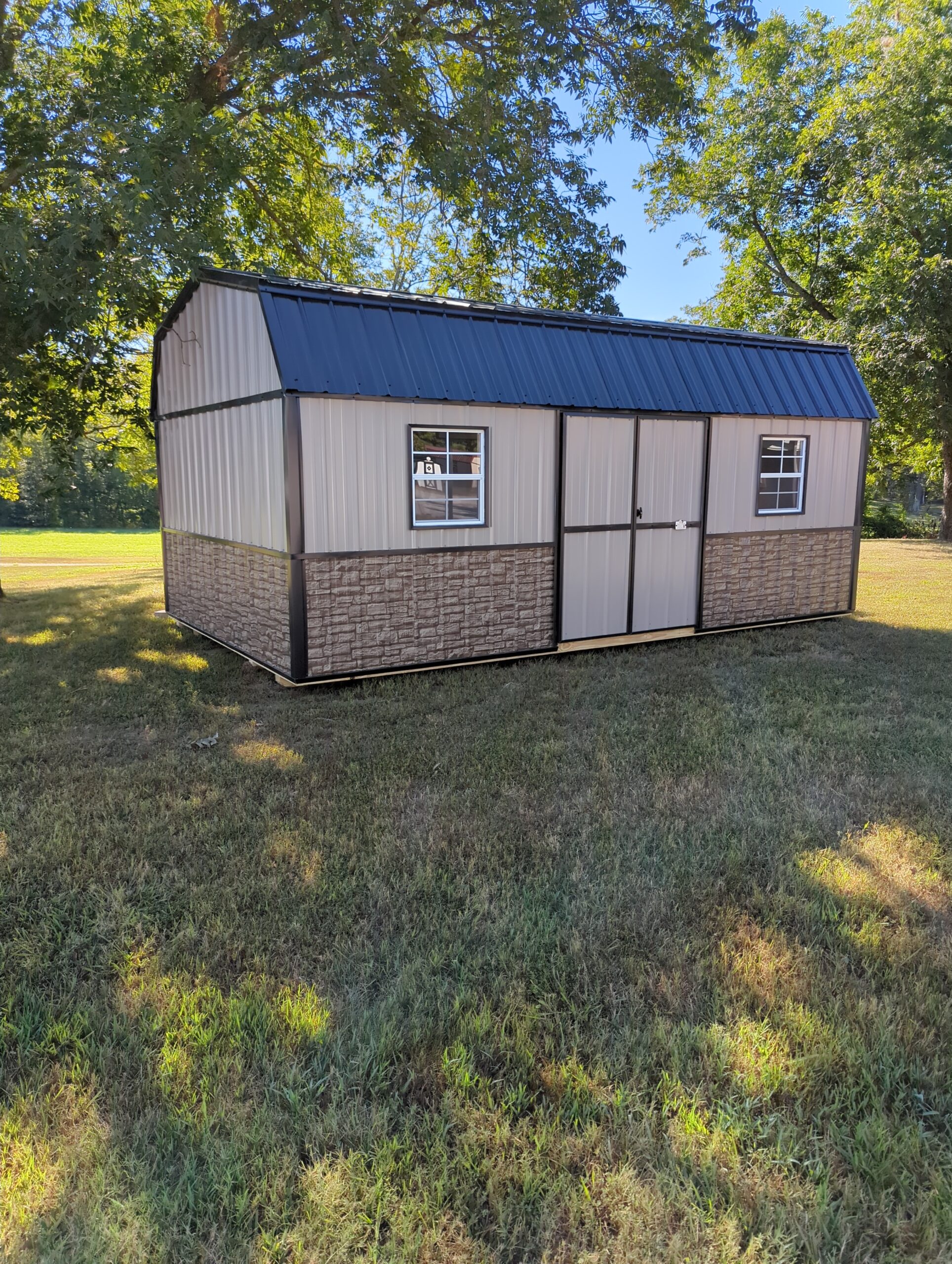Metal Bargain Barn-image