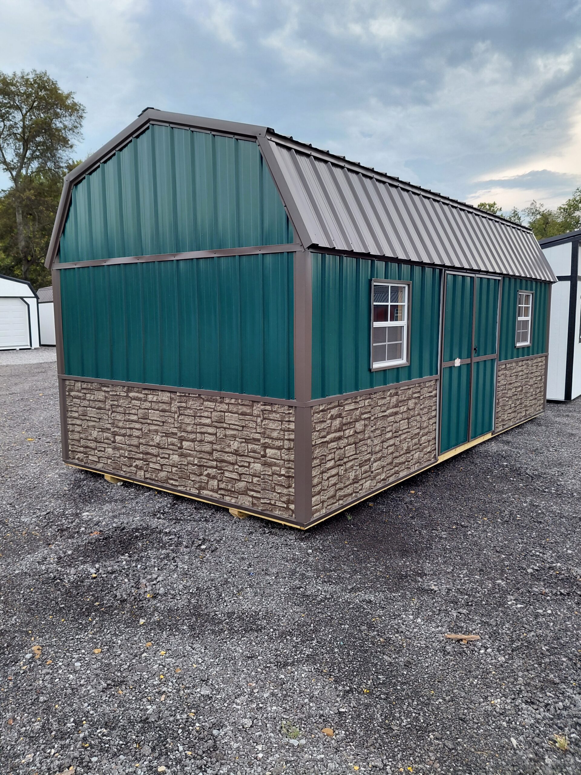 Metal Bargain Barn-image