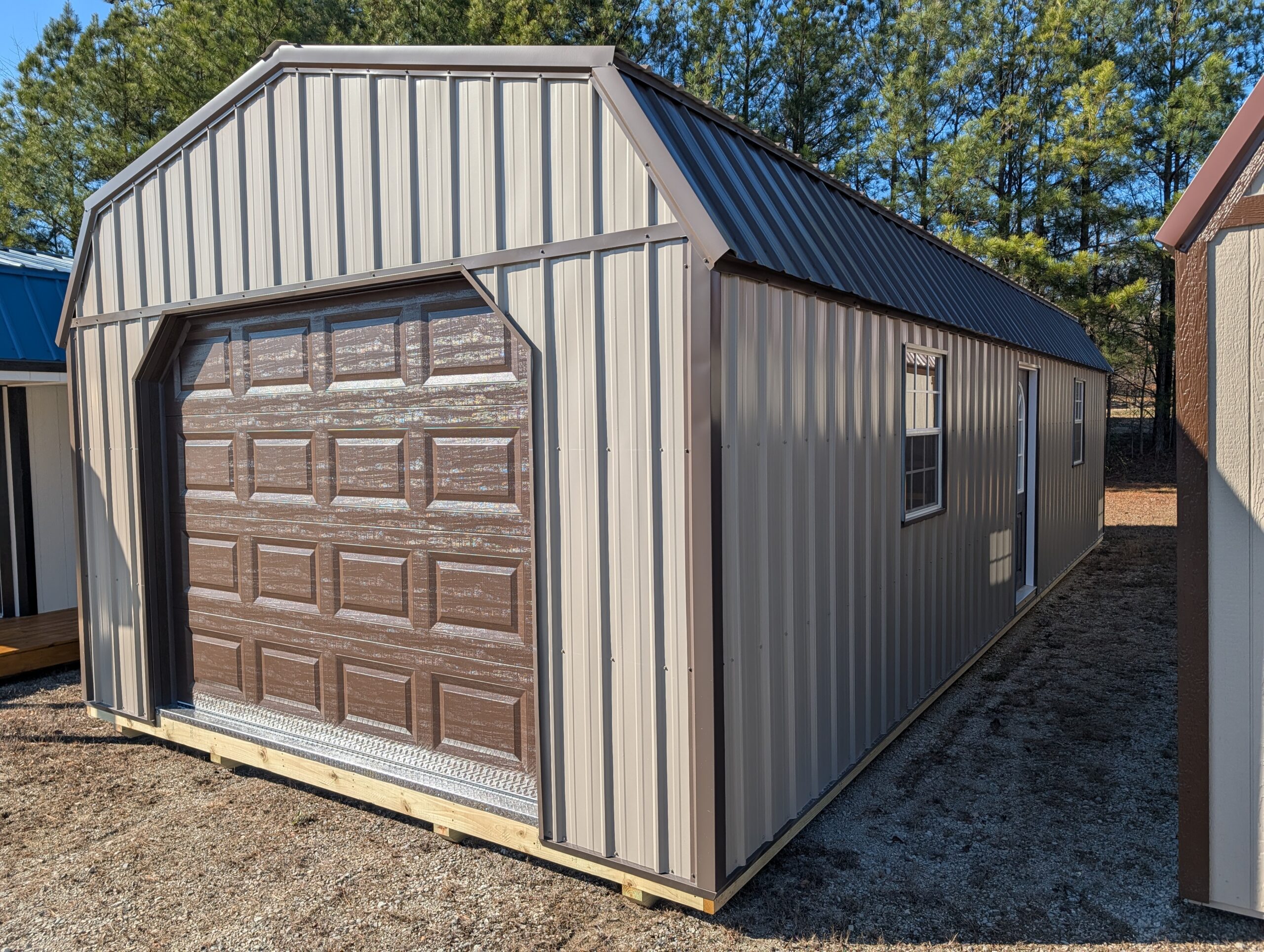 Metal Bargain Barn-image