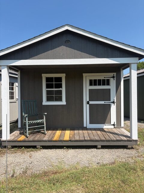 Painted Cabin 12x12-image